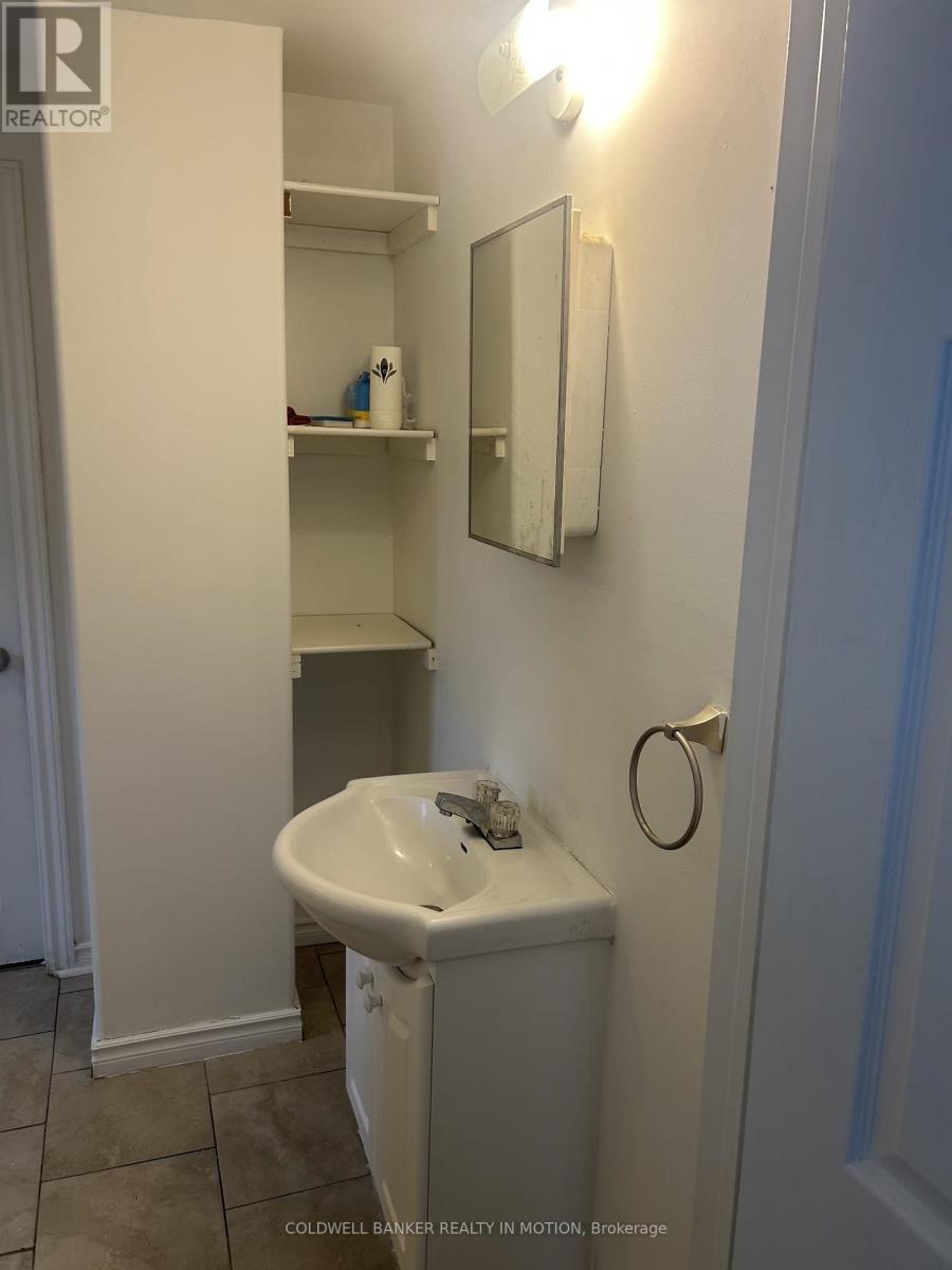 Upper Level - 89 Garner Avenue, Welland, Ontario  L3B 2X8 - Photo 15 - X12379287
