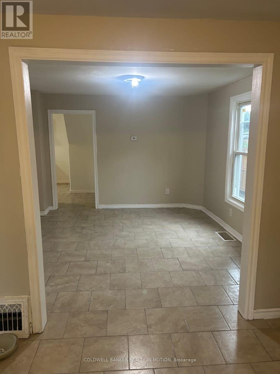 Upper Level - 89 Garner Avenue, Welland, Ontario  L3B 2X8 - Photo 2 - X12379287