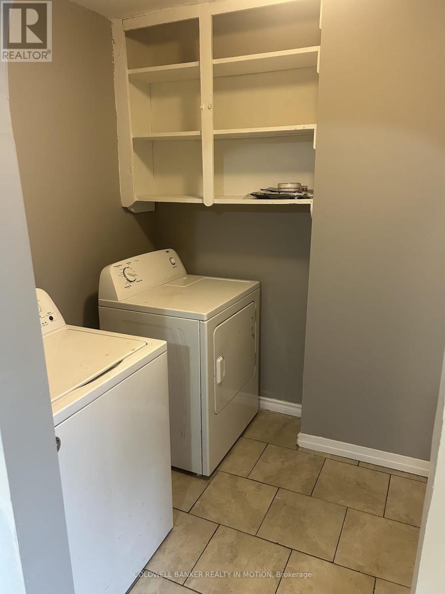 Upper Level - 89 Garner Avenue, Welland, Ontario  L3B 2X8 - Photo 4 - X12379287