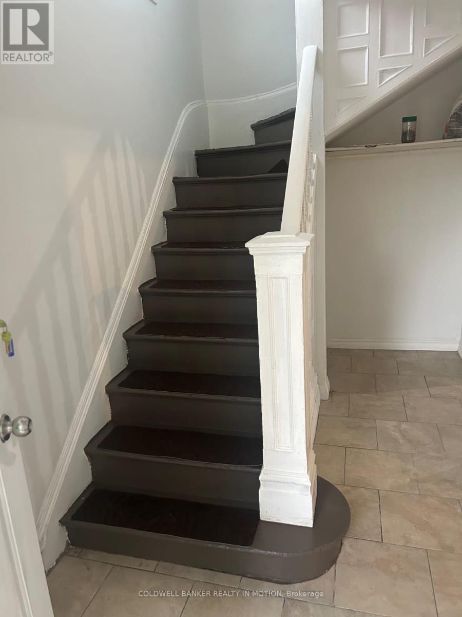 Upper Level - 89 Garner Avenue, Welland, Ontario  L3B 2X8 - Photo 9 - X12379287