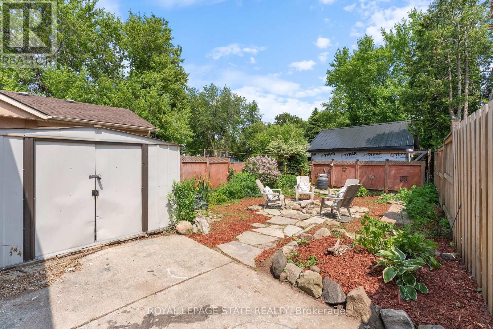 544 Mary Street, Hamilton, Ontario  L8L 4X7 - Photo 19 - X12379297