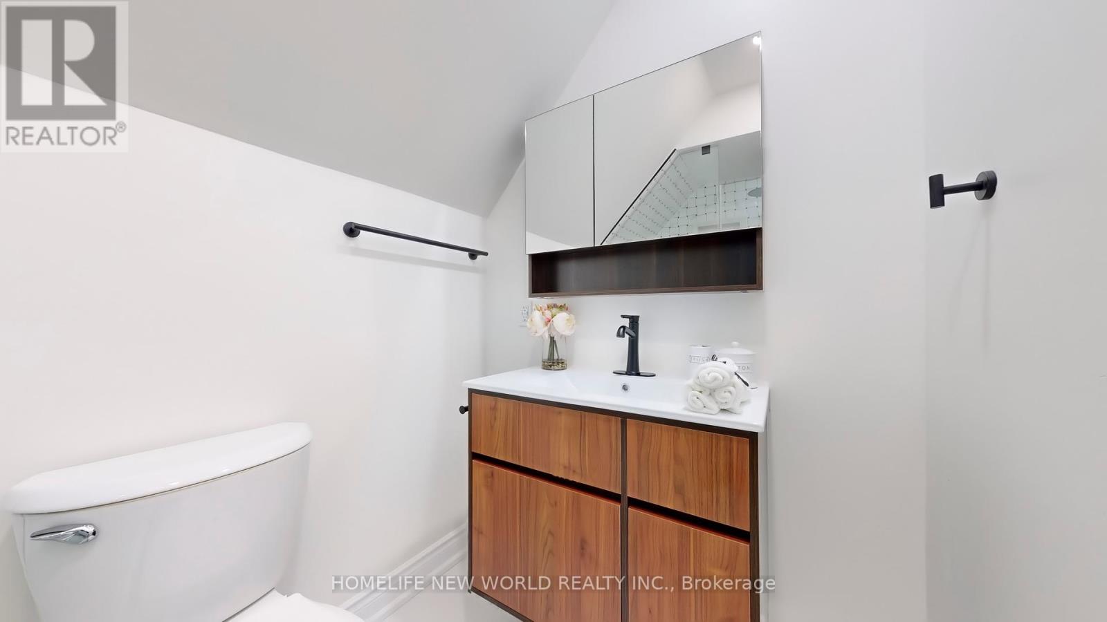 3 Athens Drive, Markham, Ontario  L3R 0C4 - Photo 24 - N12379321