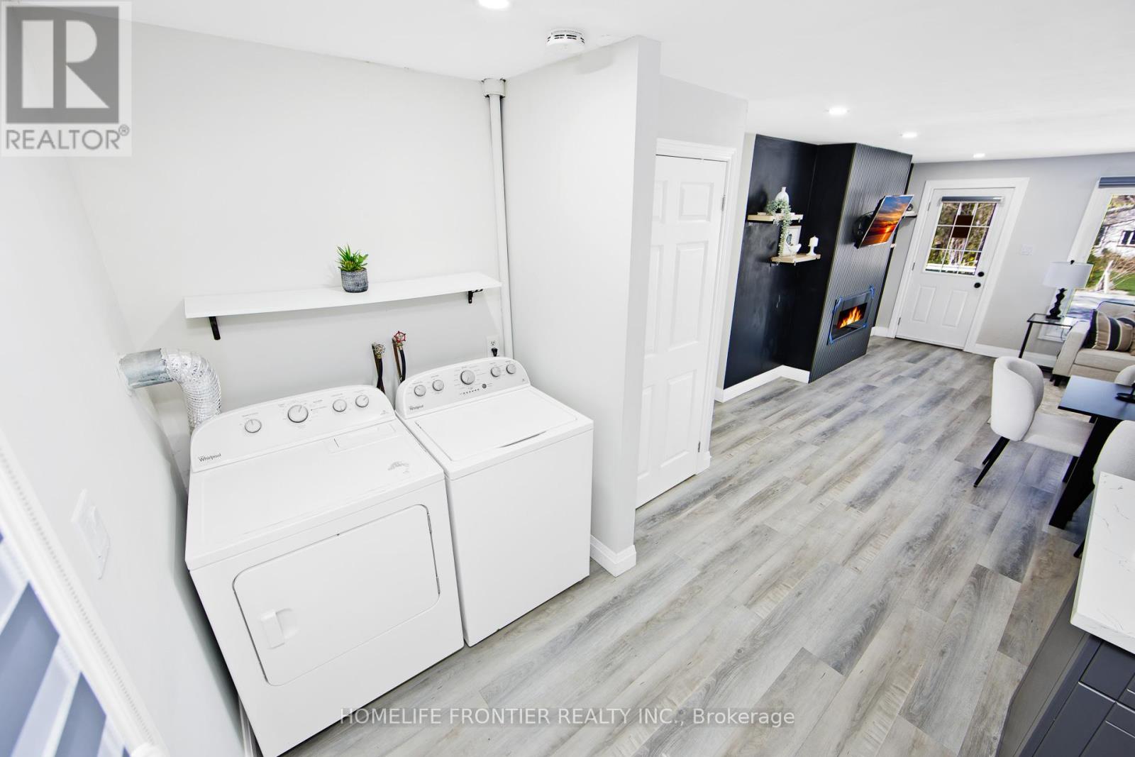 1786 St Johns Road, Innisfil, Ontario  L9S 1S9 - Photo 10 - N12379339
