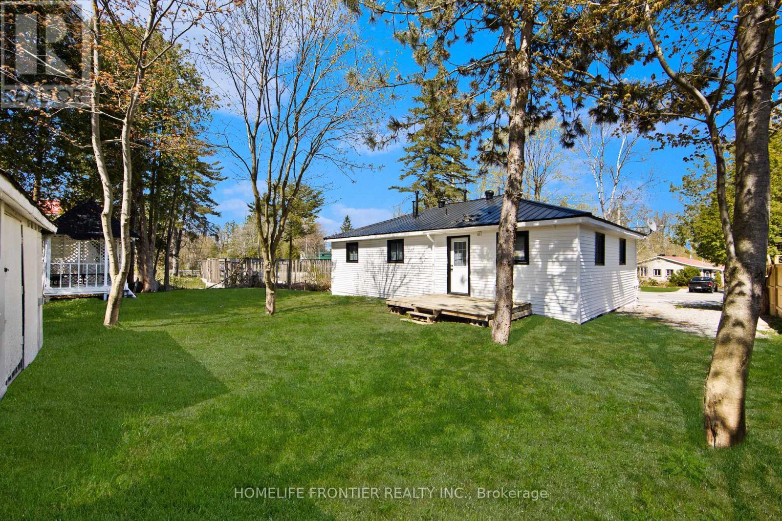 1786 St Johns Road, Innisfil, Ontario  L9S 1S9 - Photo 17 - N12379339