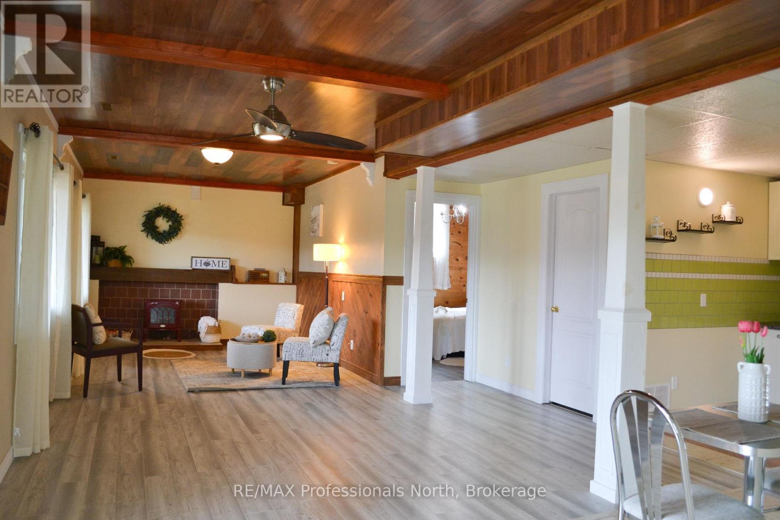 4043 Highway 60, Algonquin Highlands, Ontario  P0A 1H0 - Photo 22 - X12379349