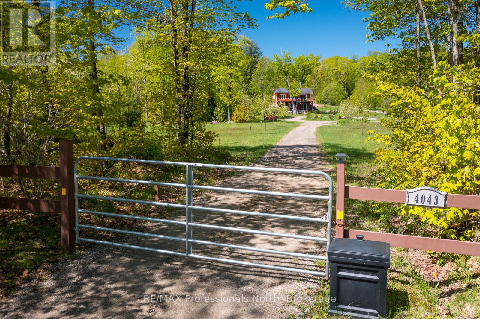 4043 Highway 60, Algonquin Highlands, Ontario  P0A 1H0 - Photo 3 - X12379349