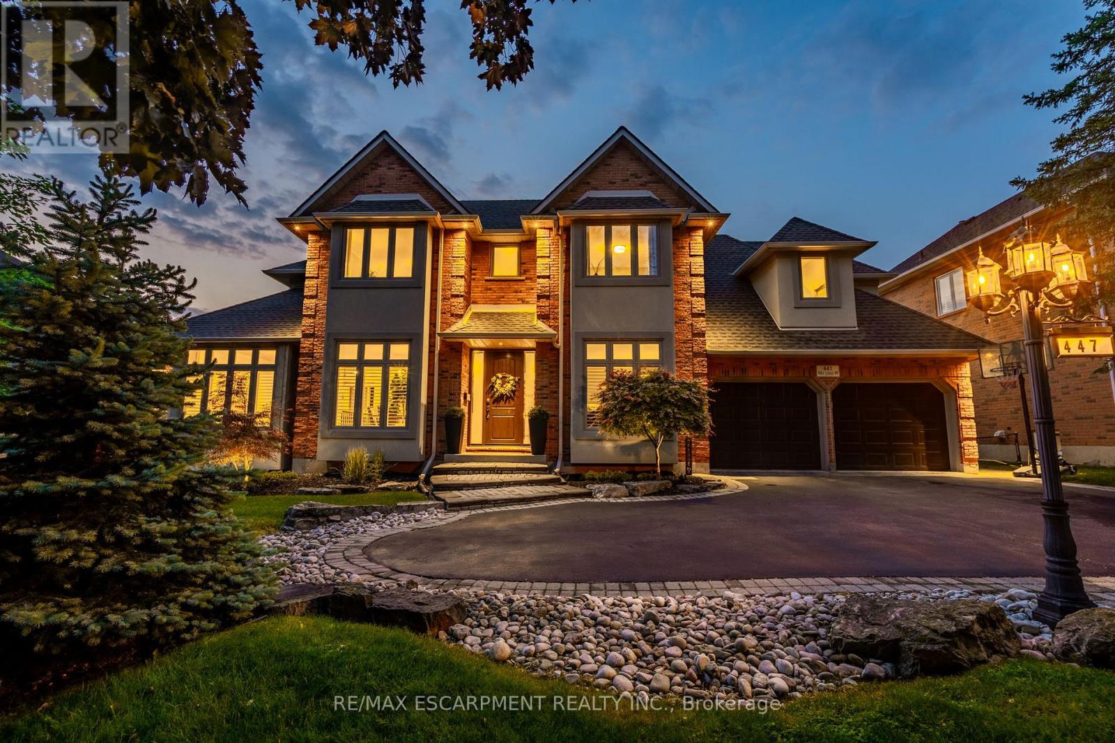 Property at 447 GOLF LINKS ROAD image 1