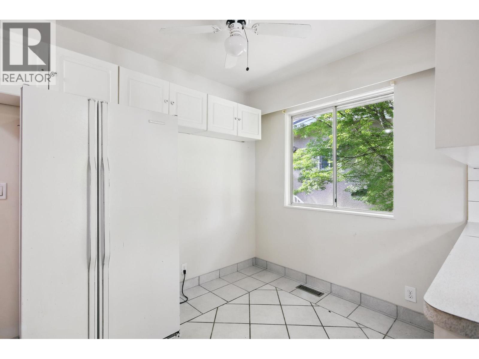 3654 Flint Street, Port Coquitlam, British Columbia  V3B 4J8 - Photo 11 - R3043491