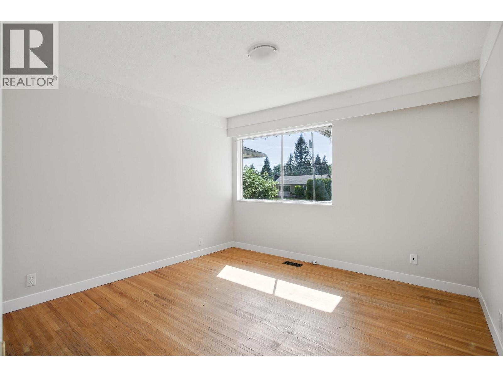3654 Flint Street, Port Coquitlam, British Columbia  V3B 4J8 - Photo 12 - R3043491