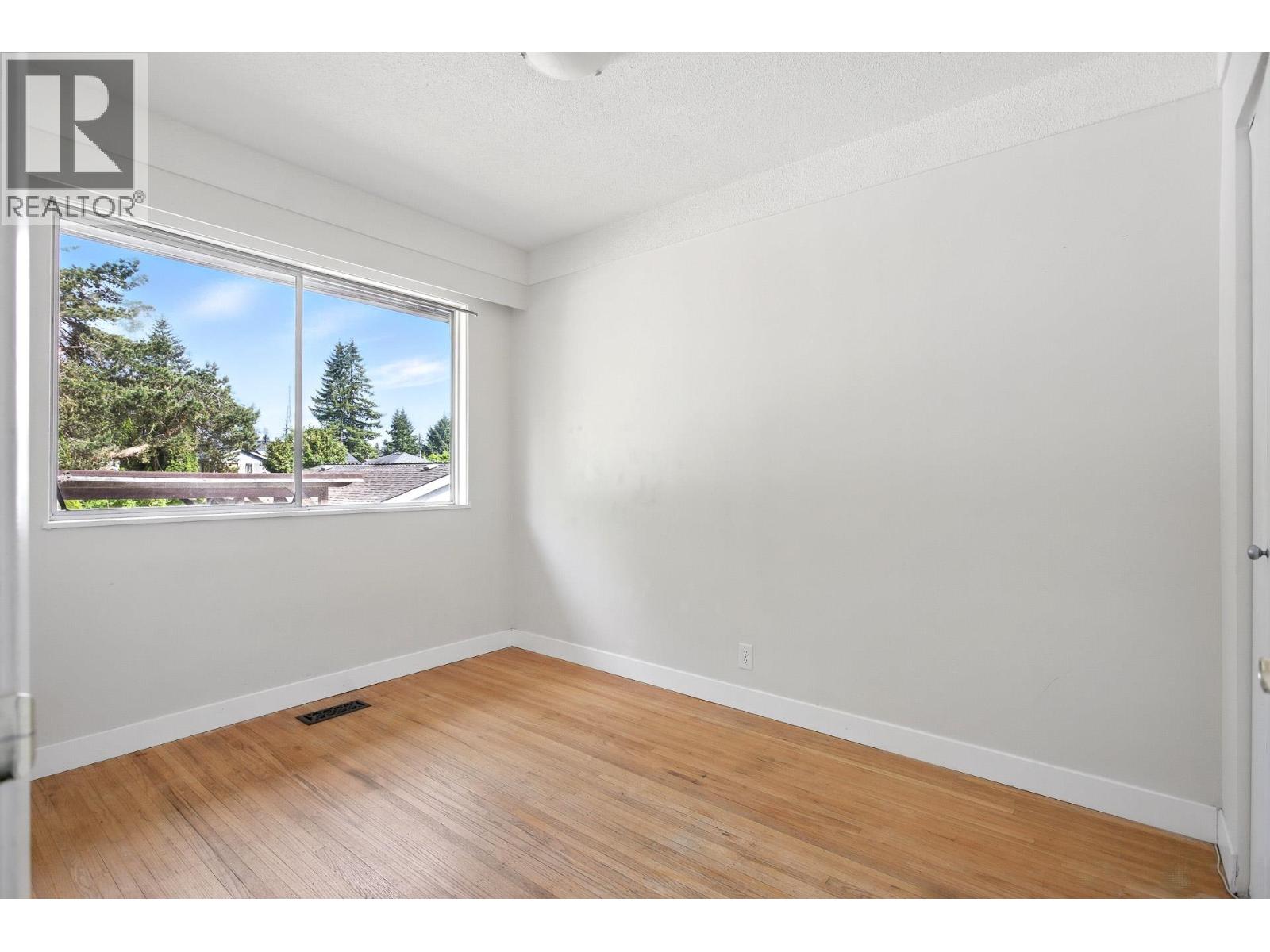 3654 Flint Street, Port Coquitlam, British Columbia  V3B 4J8 - Photo 13 - R3043491