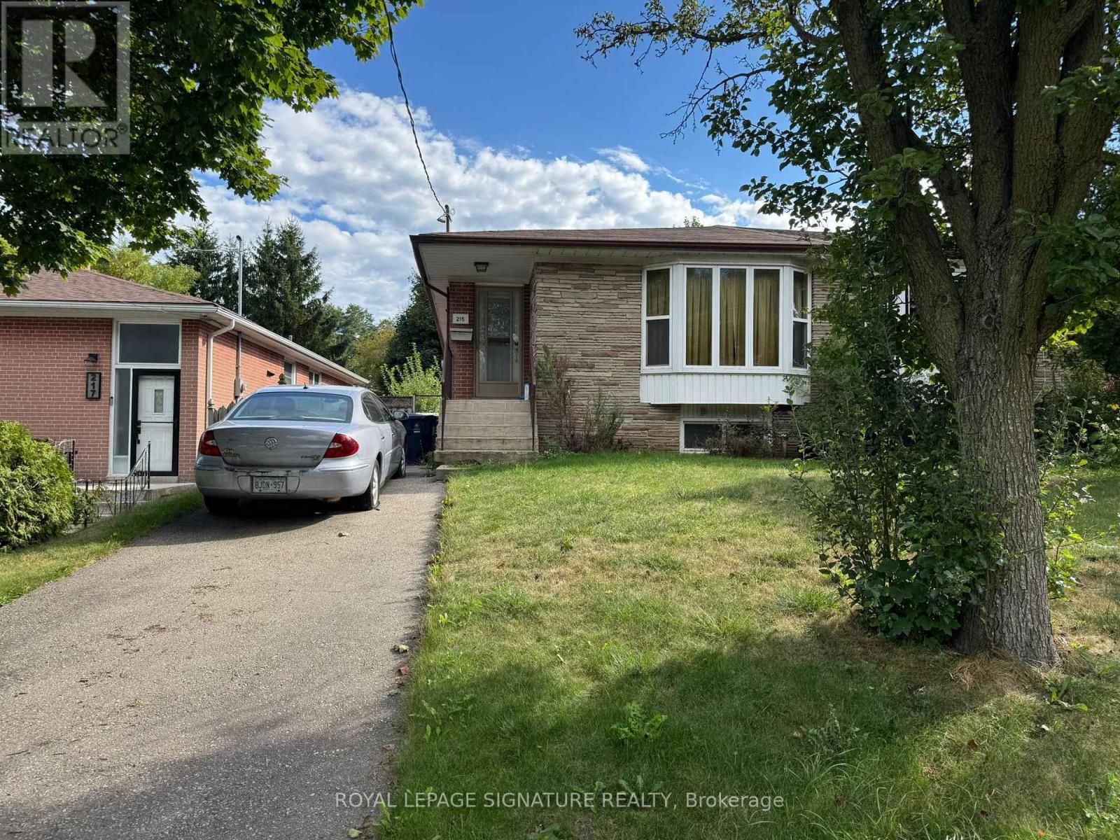 215 Woodsworth Road, Toronto, Ontario  M2L 2T5 - Photo 1 - C12379363