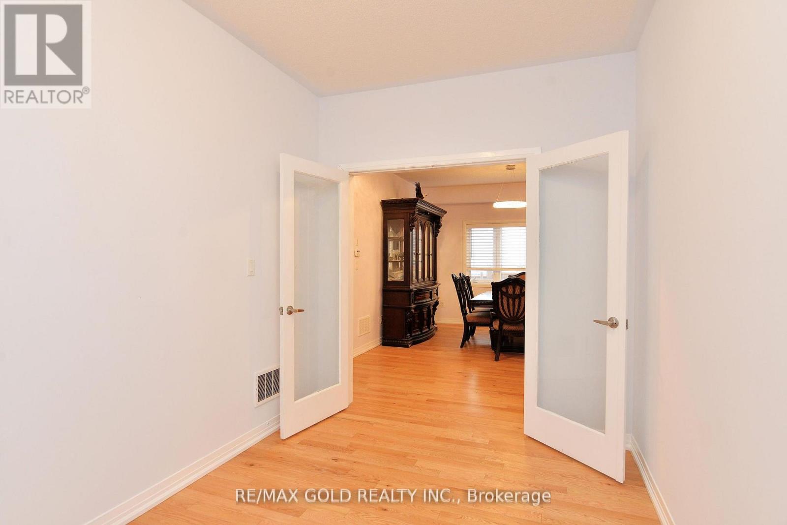 35 Rainey Drive, East Luther Grand Valley, Ontario  L9W 7R5 - Photo 12 - X12379355