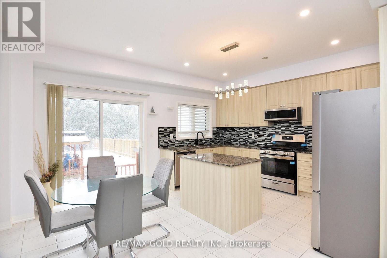 35 Rainey Drive, East Luther Grand Valley, Ontario  L9W 7R5 - Photo 13 - X12379355