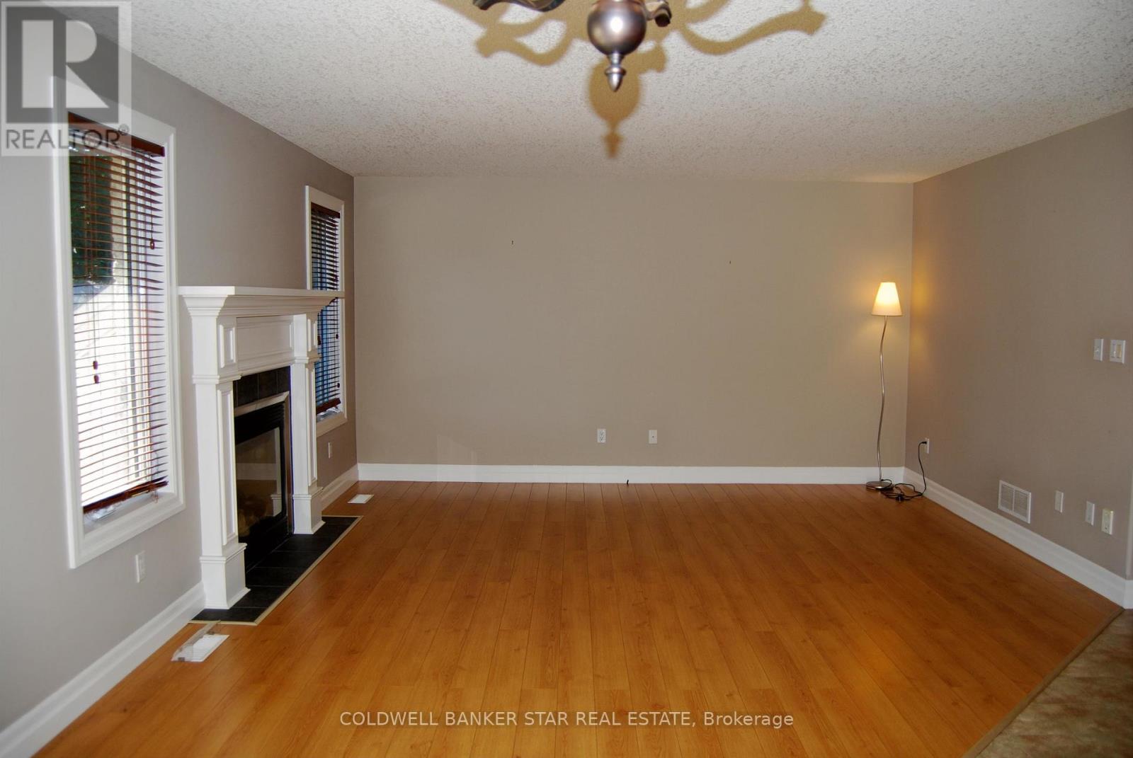 54 Treadwell Street, Aylmer, Ontario  N5H 3J5 - Photo 11 - X12379368