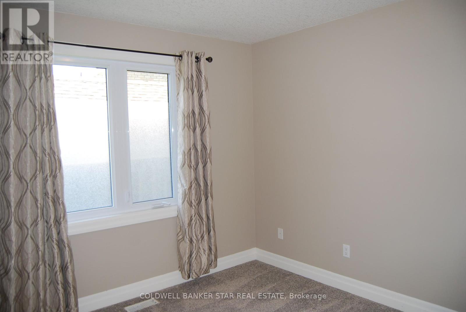 54 Treadwell Street, Aylmer, Ontario  N5H 3J5 - Photo 18 - X12379368