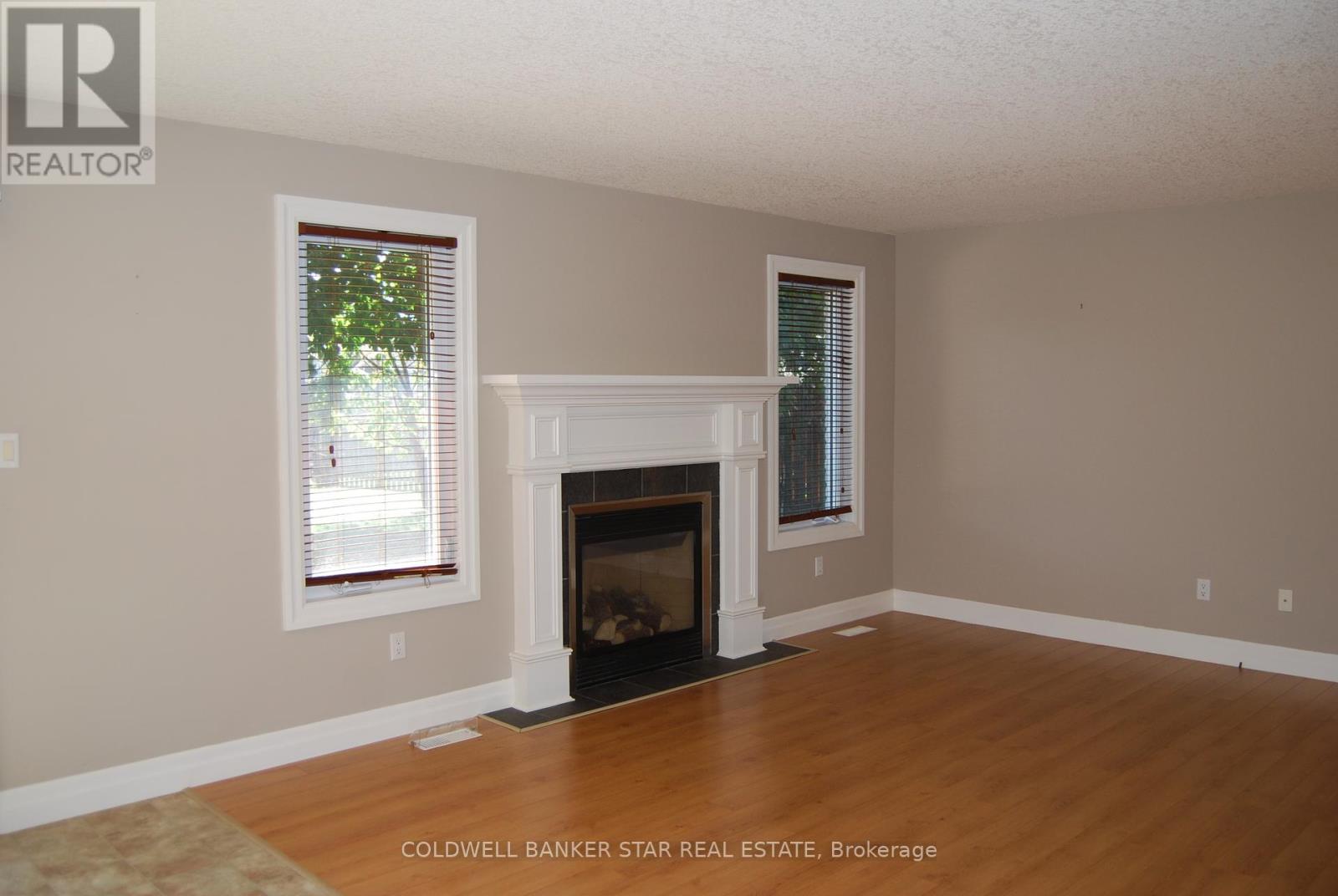54 Treadwell Street, Aylmer, Ontario  N5H 3J5 - Photo 9 - X12379368