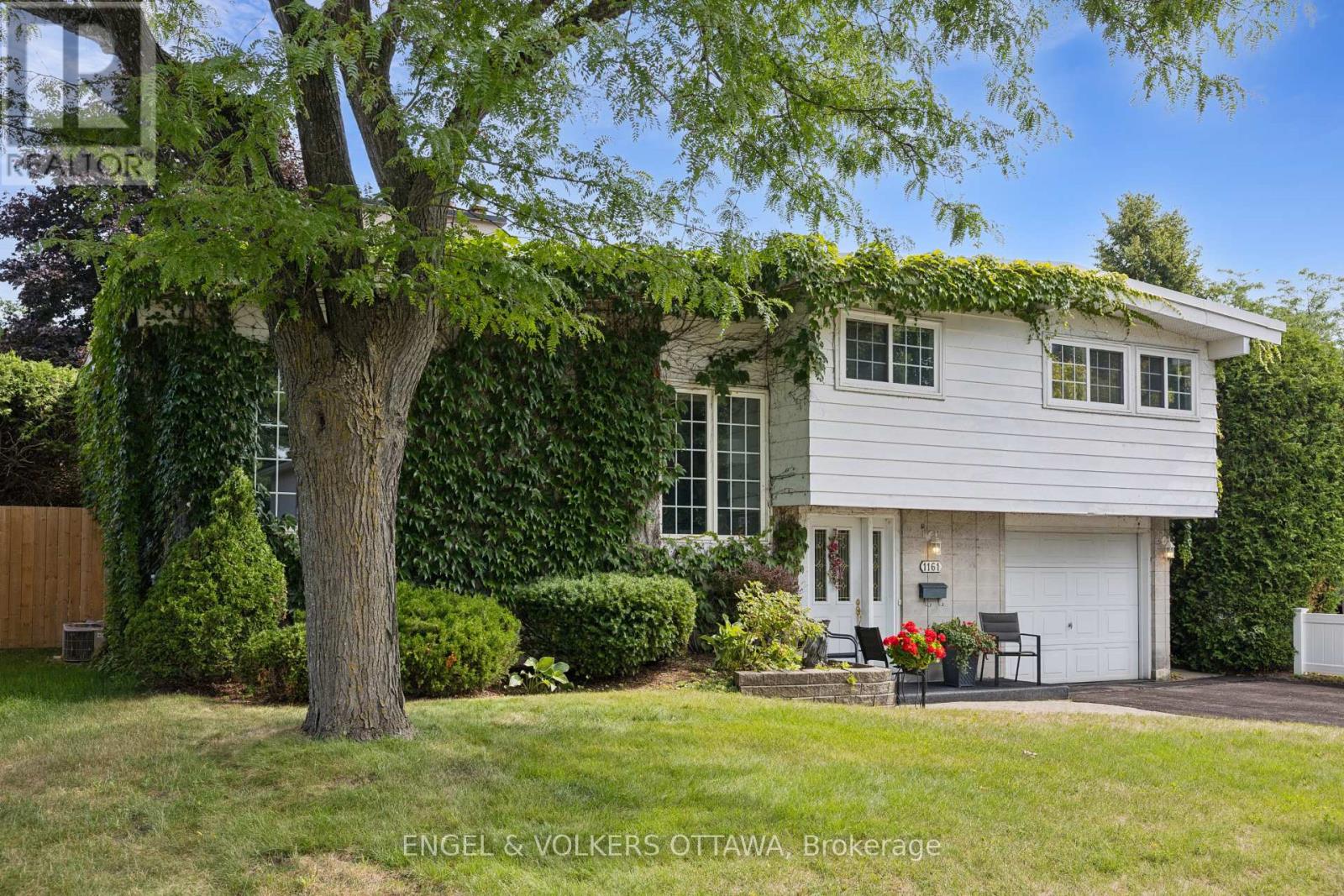 Property at 1161 CAMEO DRIVE image 4