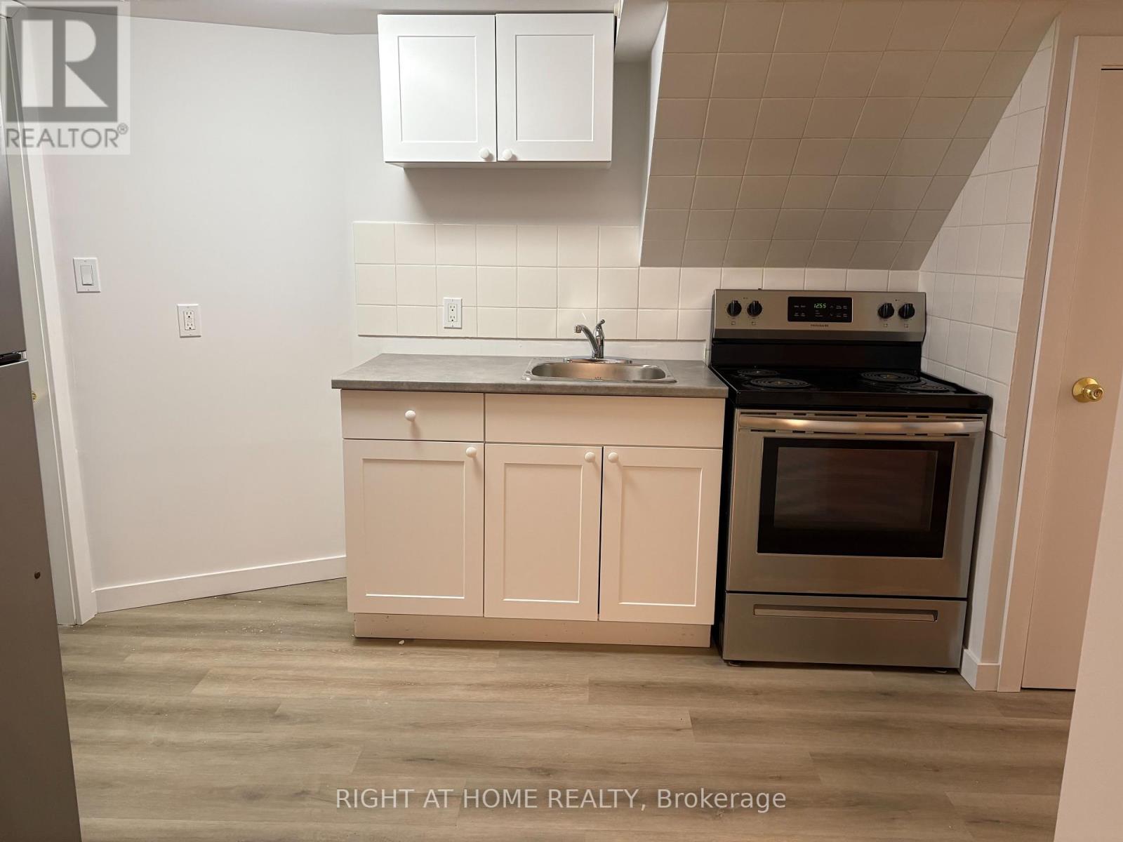 Unit Bsmt - 85 Floral Parkway, Toronto, Ontario  M6L 2C3 - Photo 3 - W12379366
