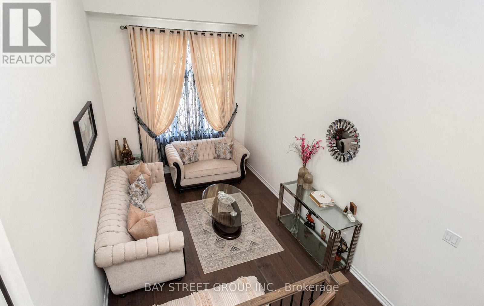 488 Parent Place, Milton, Ontario  L9E 1L4 - Photo 25 - W12379401