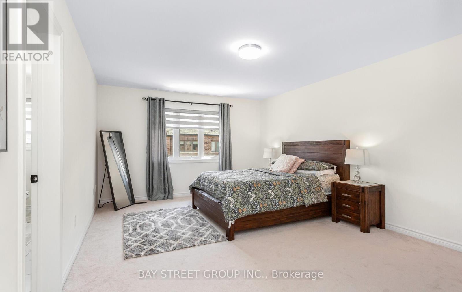 488 Parent Place, Milton, Ontario  L9E 1L4 - Photo 27 - W12379401