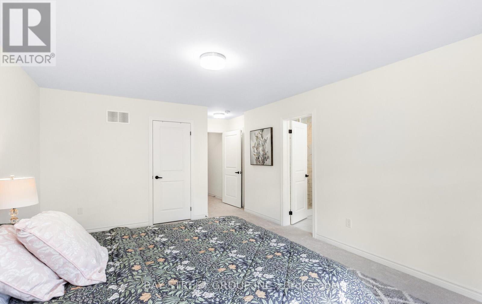 488 Parent Place, Milton, Ontario  L9E 1L4 - Photo 28 - W12379401