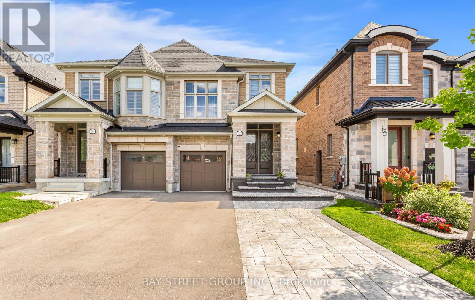 488 Parent Place, Milton, Ontario  L9E 1L4 - Photo 3 - W12379401