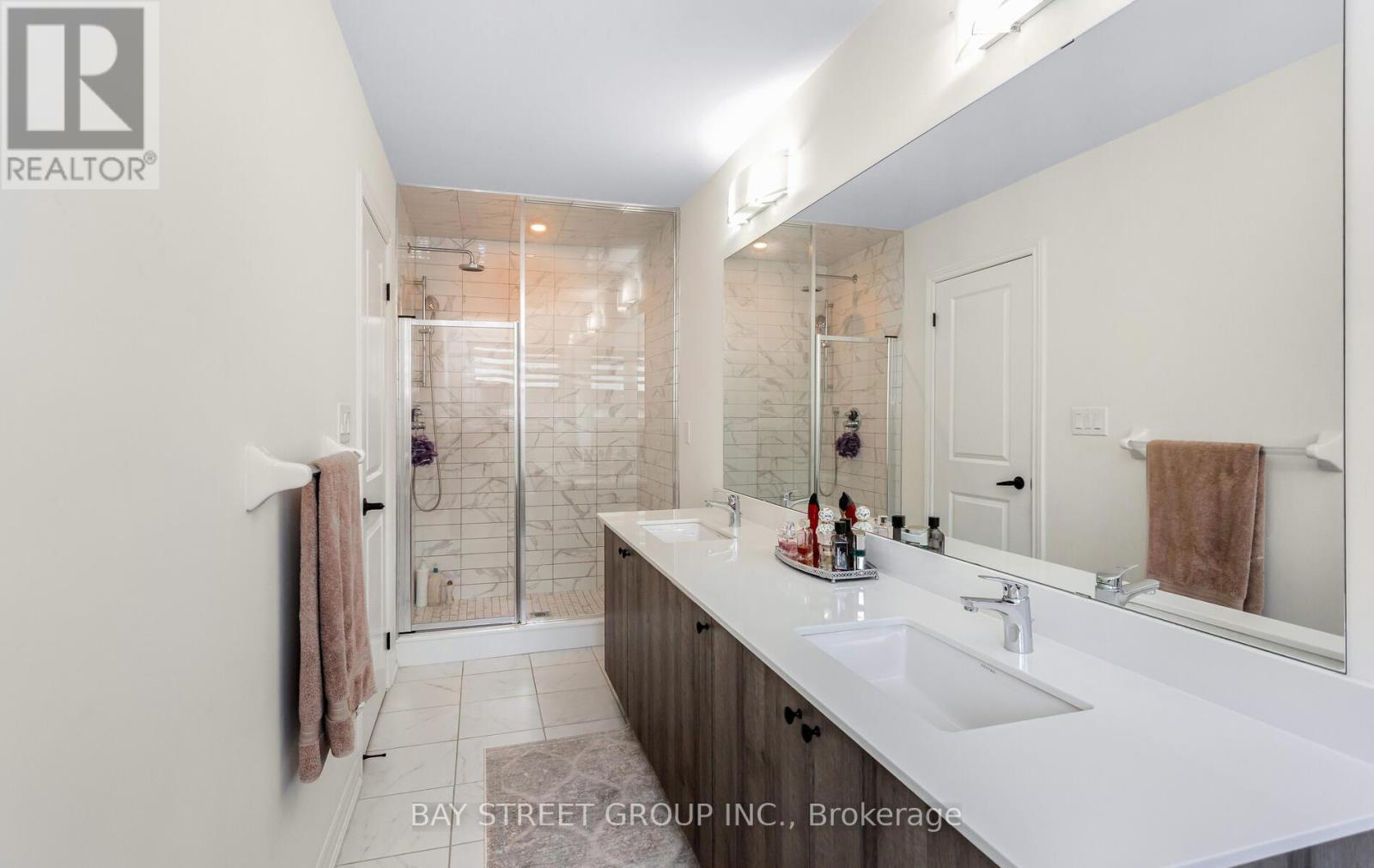 488 Parent Place, Milton, Ontario  L9E 1L4 - Photo 30 - W12379401