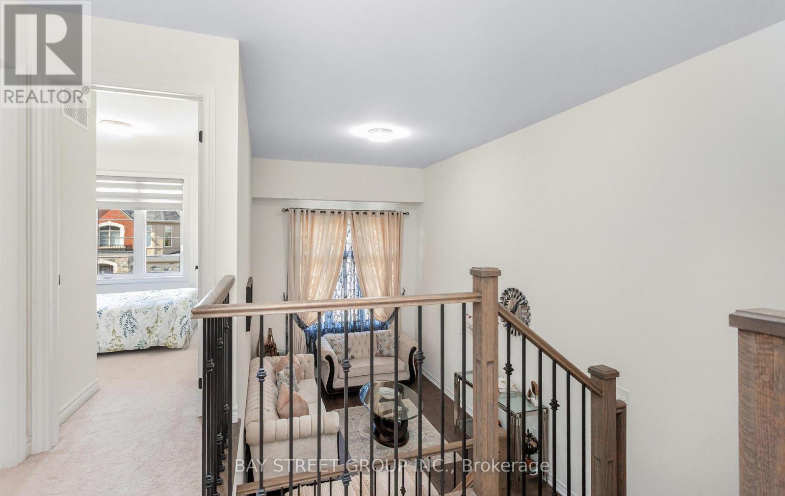 488 Parent Place, Milton, Ontario  L9E 1L4 - Photo 31 - W12379401