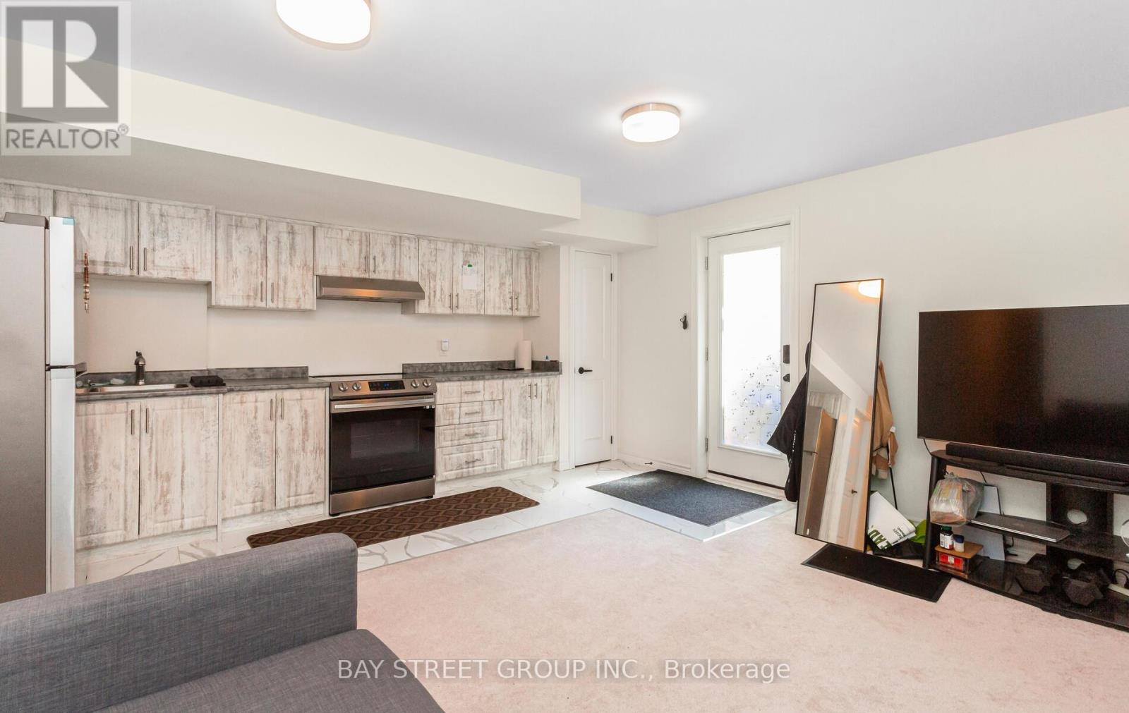 488 Parent Place, Milton, Ontario  L9E 1L4 - Photo 39 - W12379401