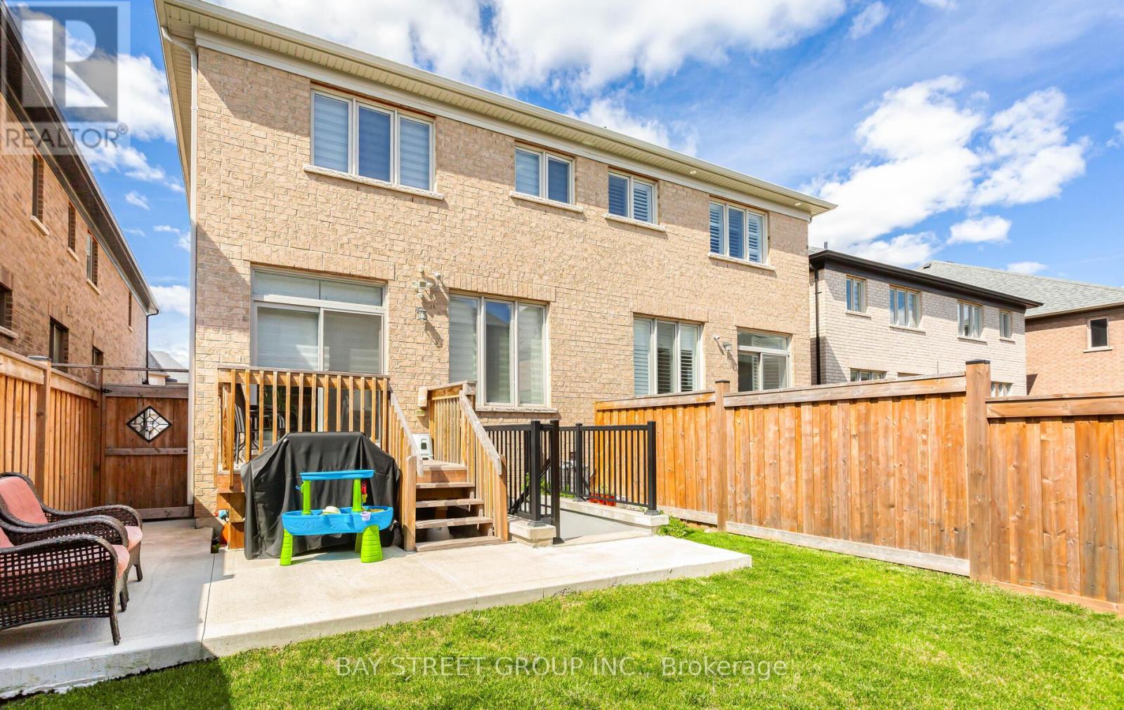 488 Parent Place, Milton, Ontario  L9E 1L4 - Photo 48 - W12379401