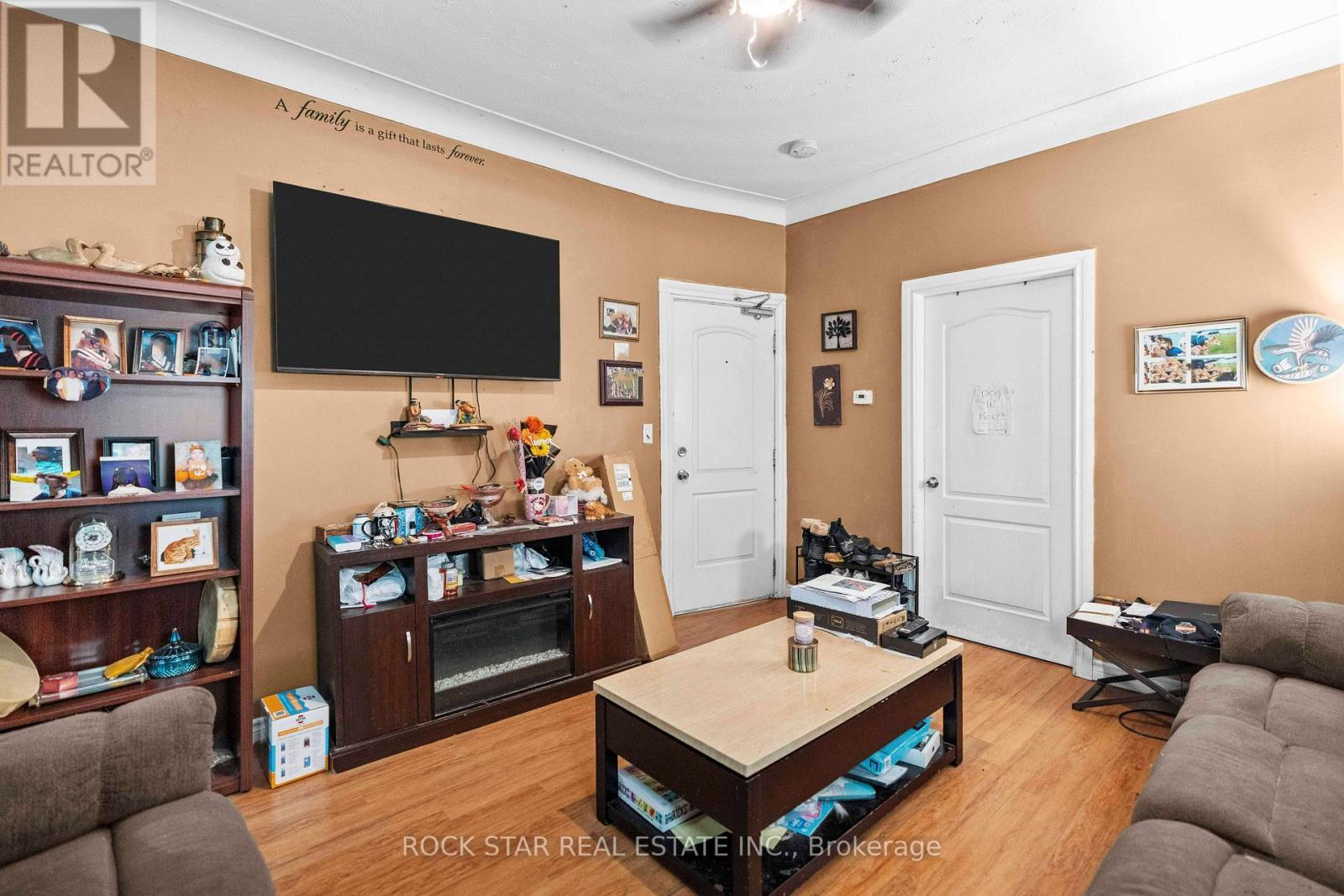 77 Barton Street E, Hamilton, Ontario  L8L 2W1 - Photo 6 - X12379390