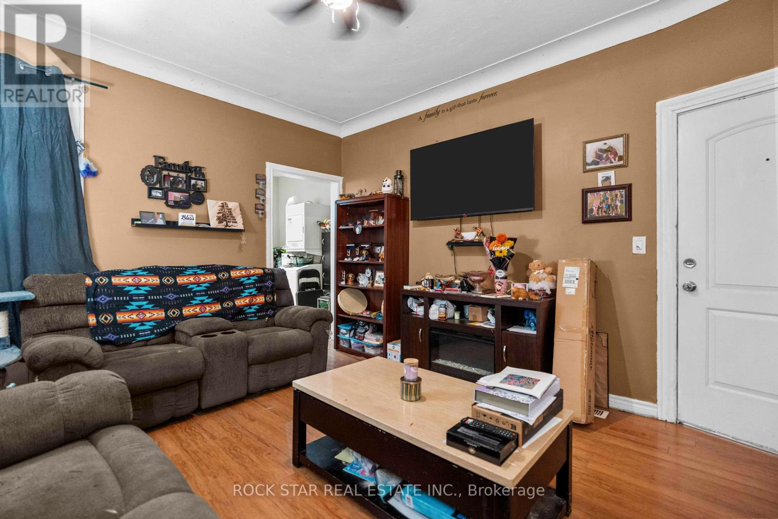 77 Barton Street E, Hamilton, Ontario  L8L 2W1 - Photo 8 - X12379390