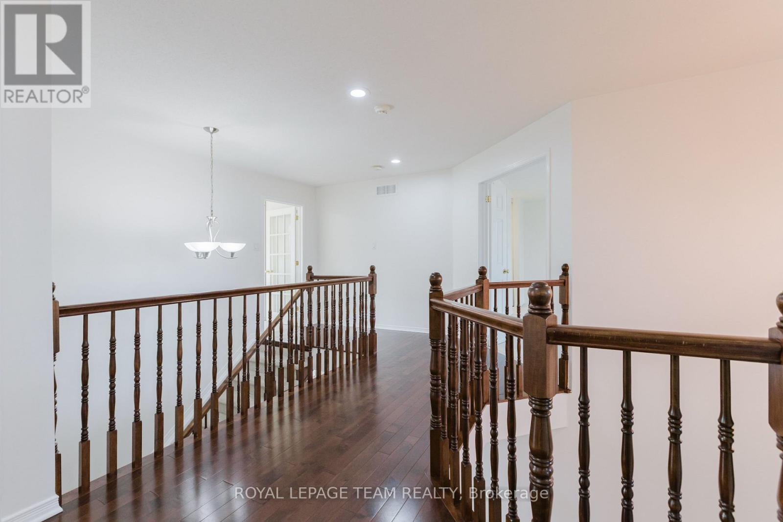 705 Clearbrook Drive, Ottawa, Ontario  K2J 5P1 - Photo 20 - X12379410