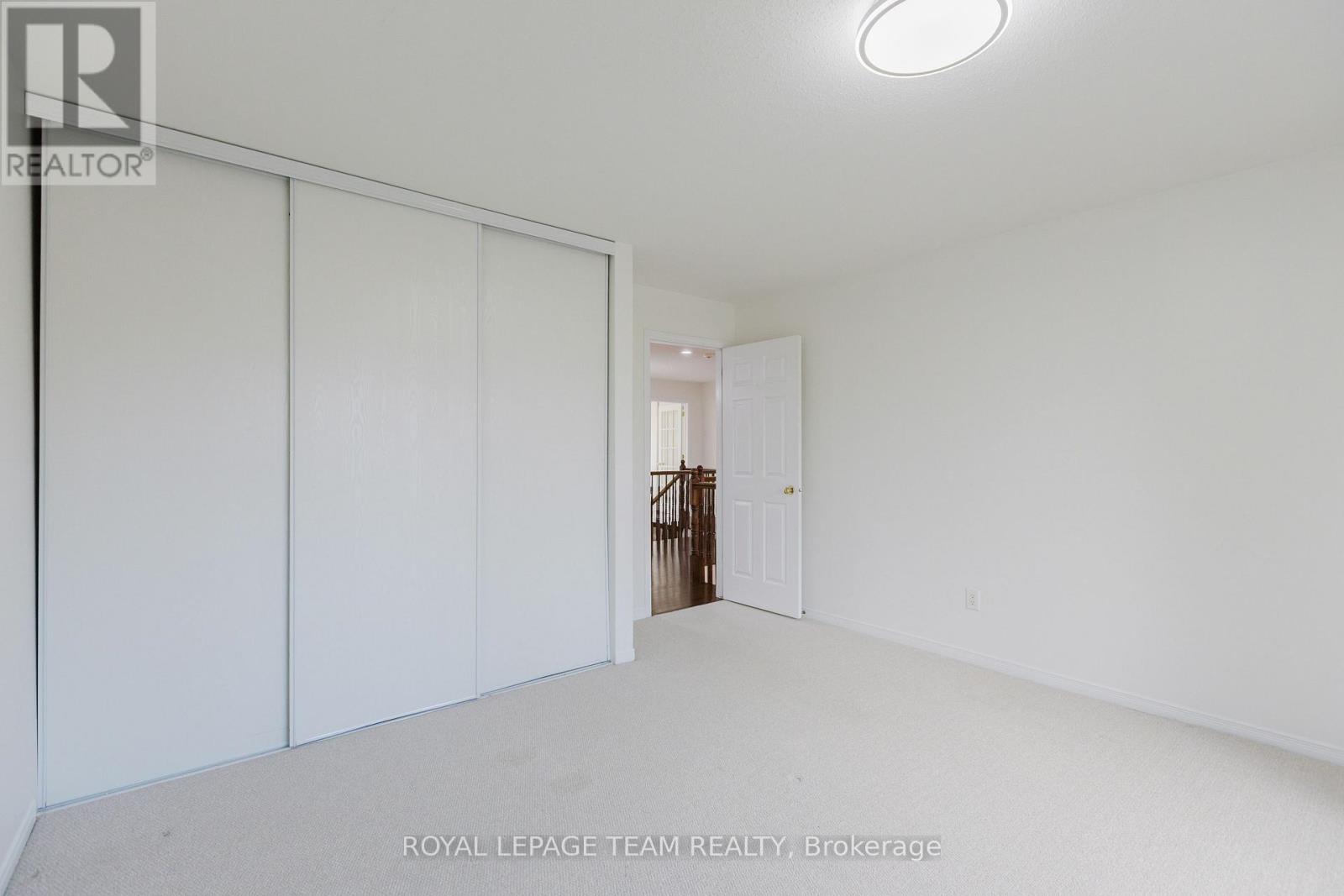 705 Clearbrook Drive, Ottawa, Ontario  K2J 5P1 - Photo 31 - X12379410