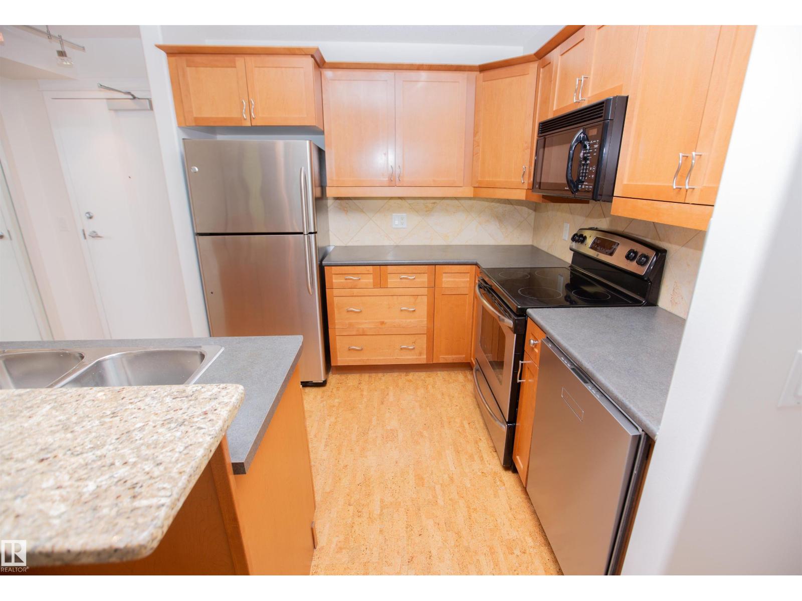 #325 7510 89 St Nw, Edmonton, Alberta  T6C 0X5 - Photo 8 - E4455922