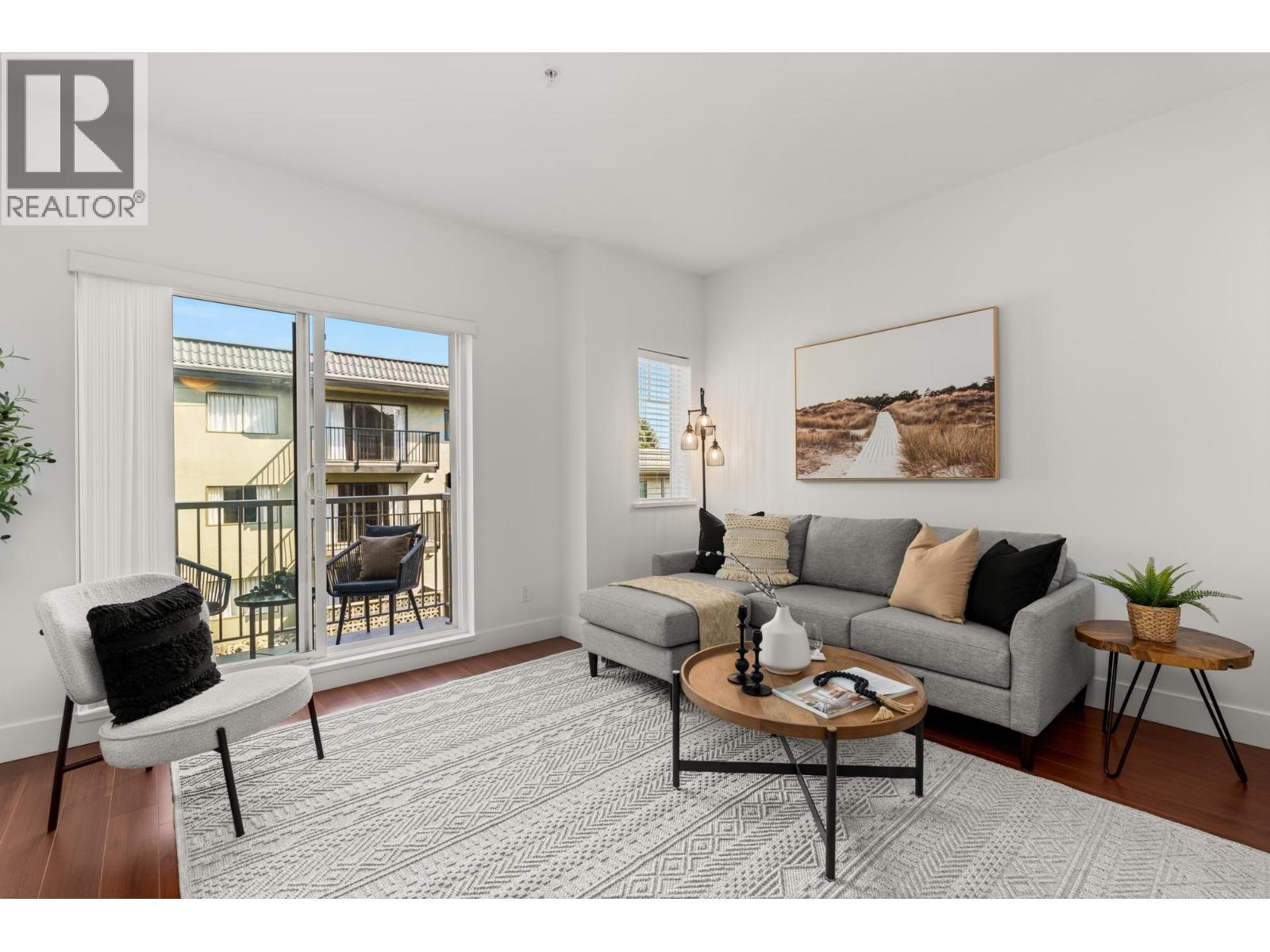 Property at 228 368 ELLESMERE AVENUE image 3