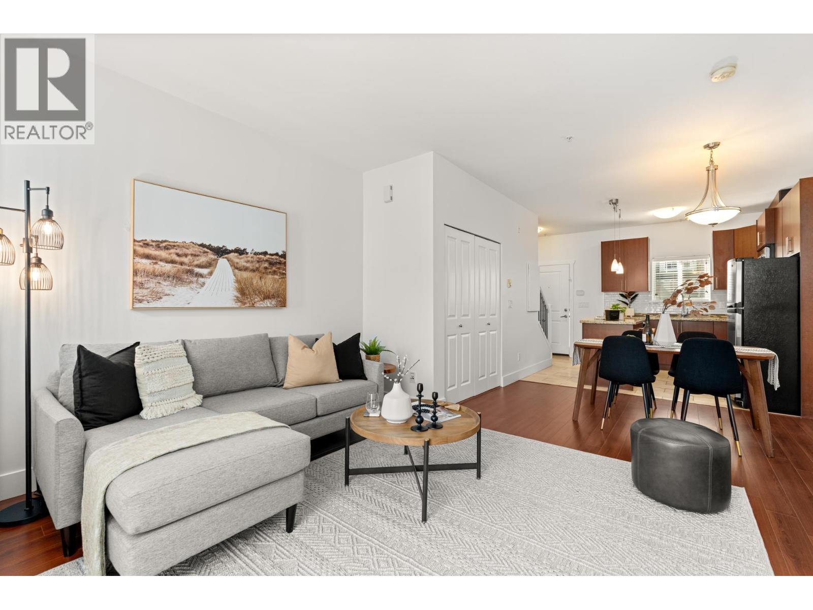 Property at 228 368 ELLESMERE AVENUE image 4