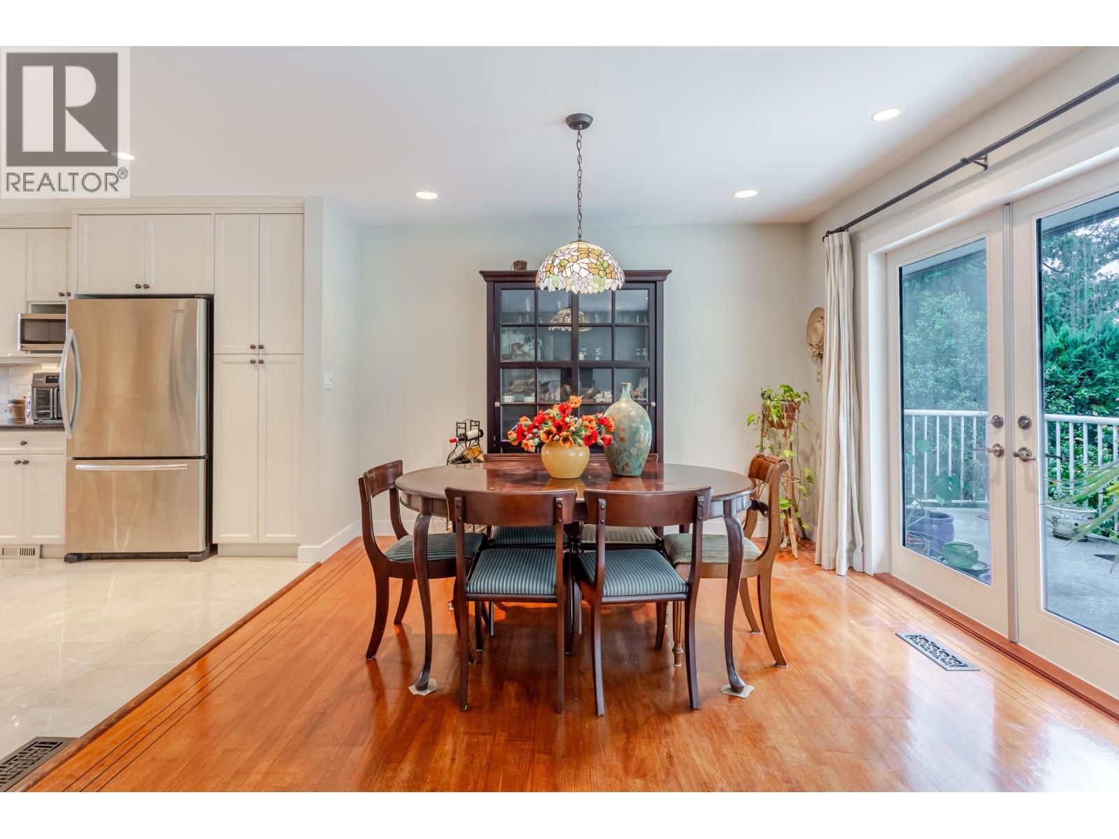 4628 Rumble Street, Burnaby, British Columbia  V5J 2A7 - Photo 5 - R3043490