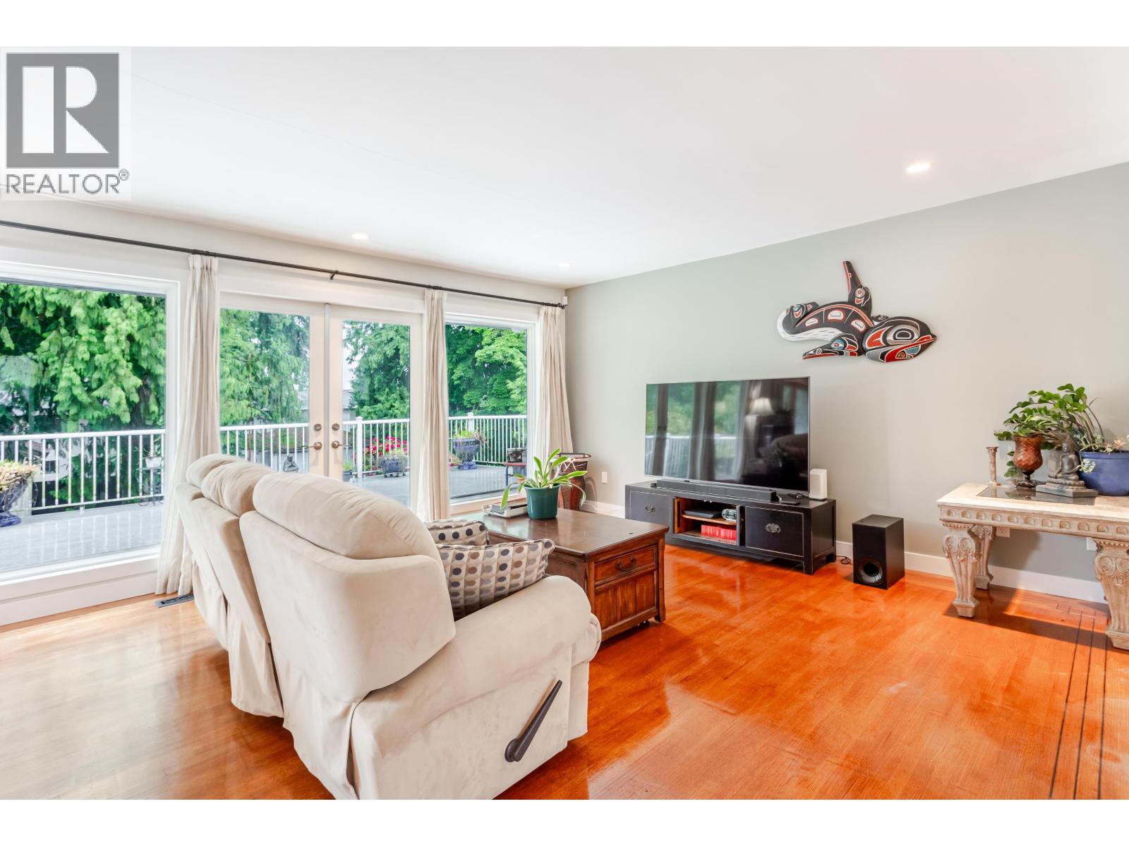 4628 Rumble Street, Burnaby, British Columbia  V5J 2A7 - Photo 4 - R3043490