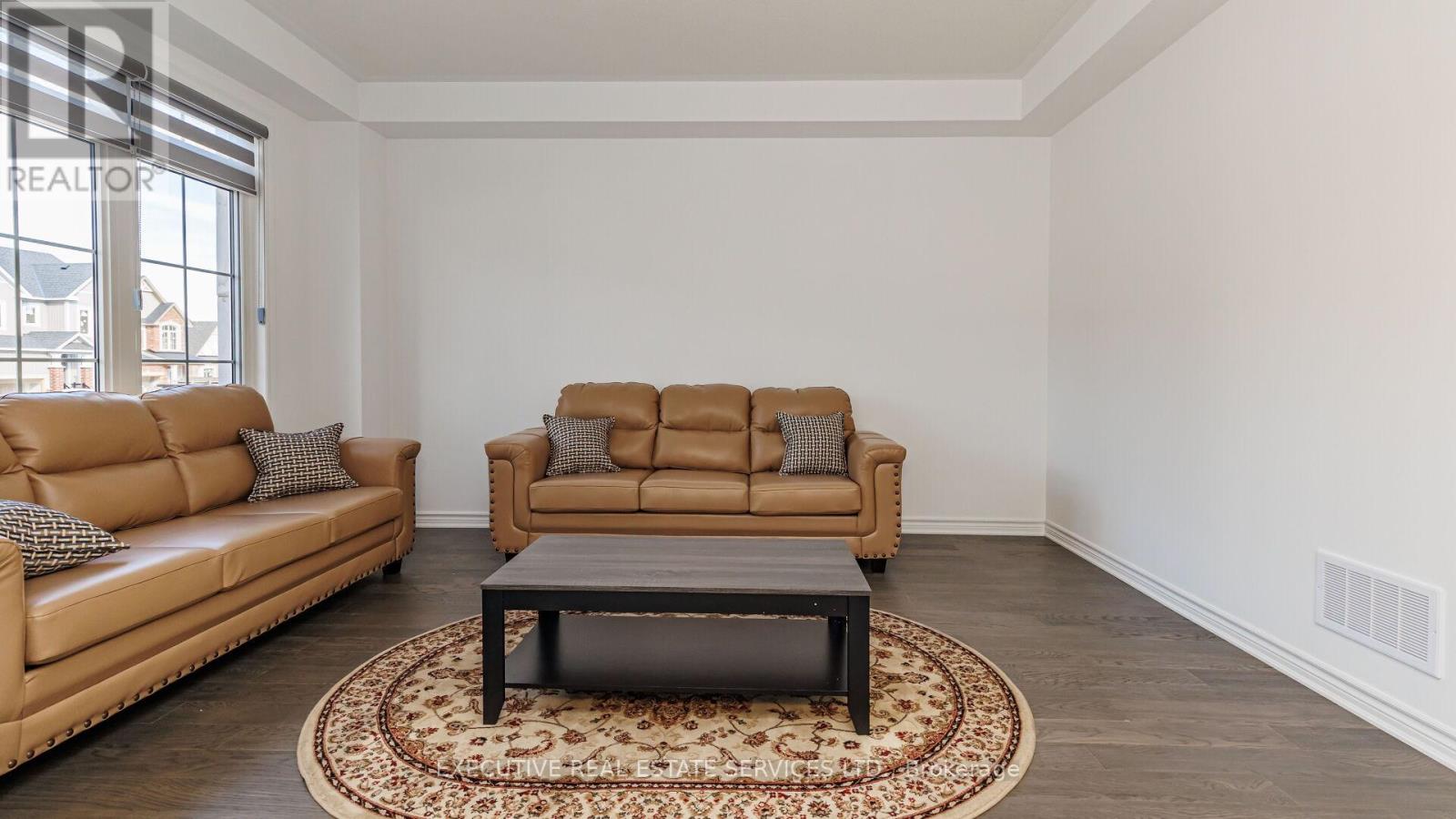 42 Tracey Lane, Collingwood, Ontario  L9Y 3L7 - Photo 6 - S12379413