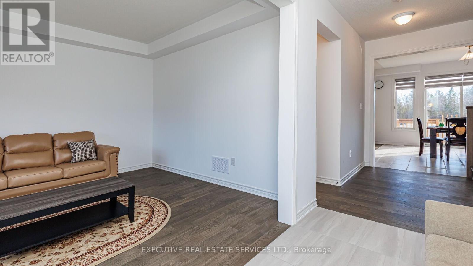 42 Tracey Lane, Collingwood, Ontario  L9Y 3L7 - Photo 7 - S12379413