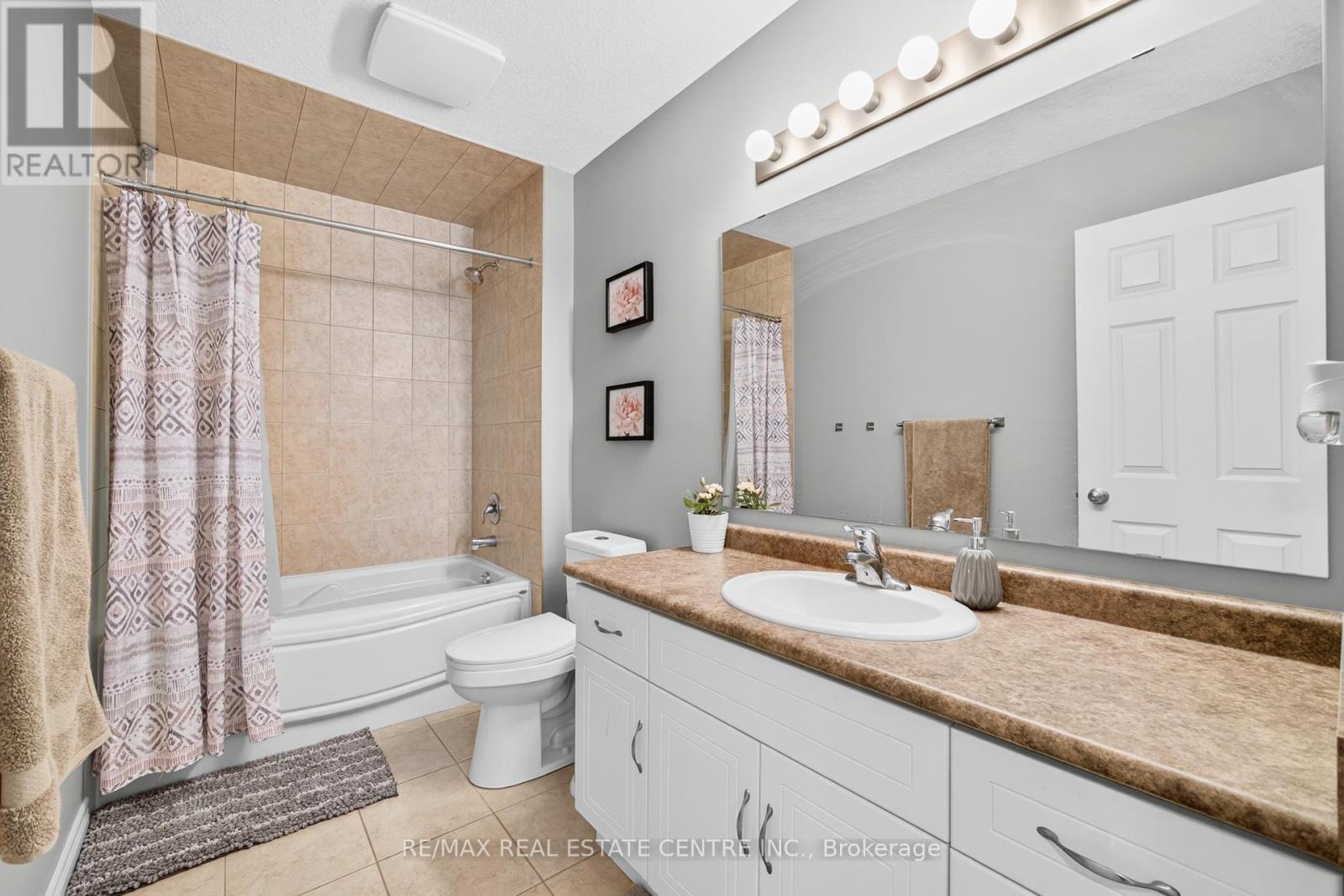 110 Oakes Crescent, Guelph, Ontario  N1E 0J5 - Photo 24 - X12379414