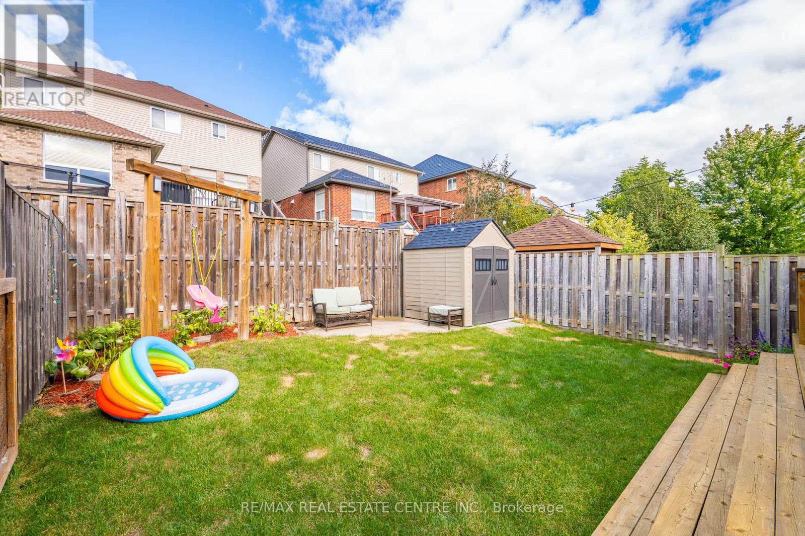 110 Oakes Crescent, Guelph, Ontario  N1E 0J5 - Photo 41 - X12379414