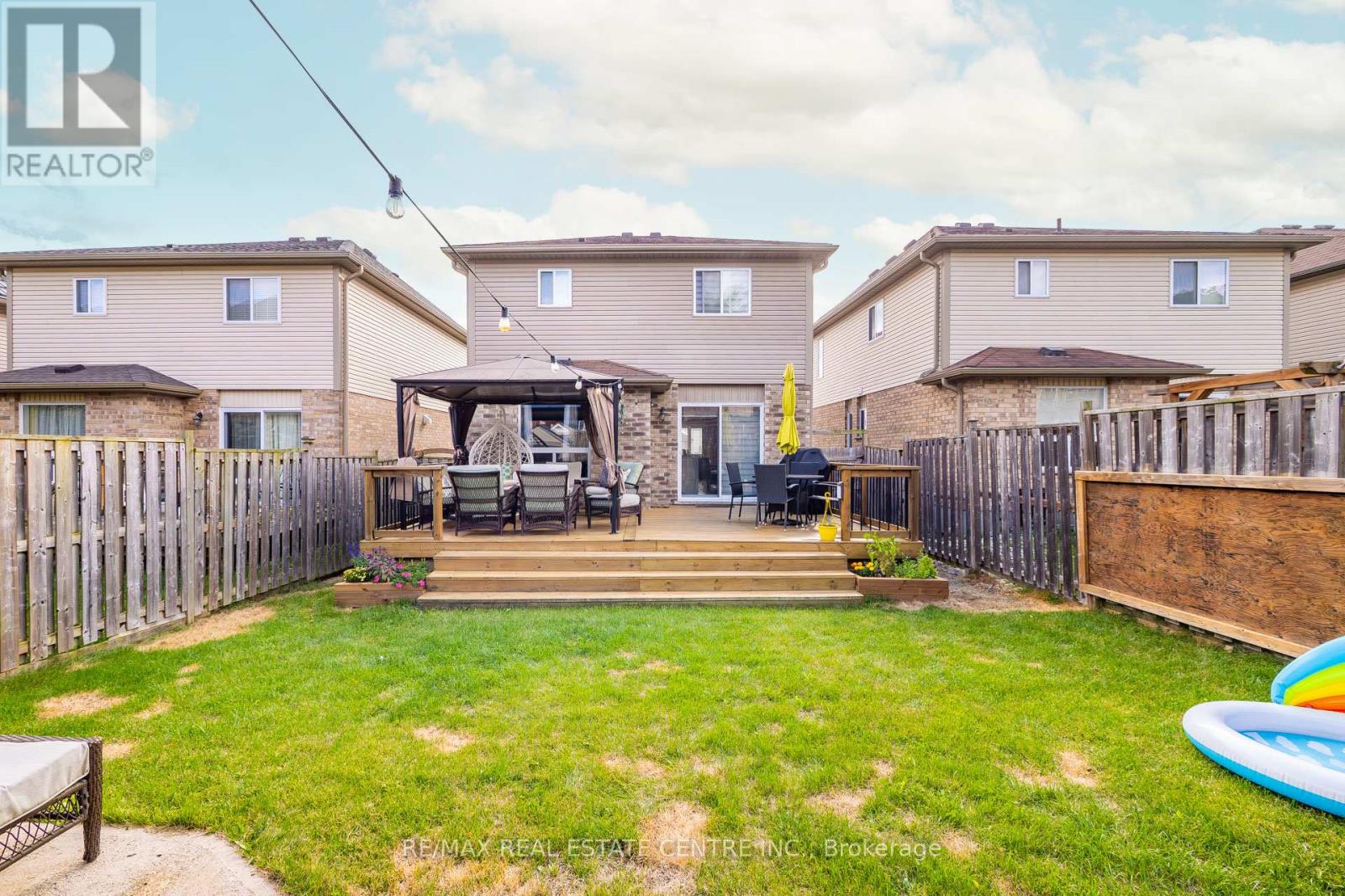 110 Oakes Crescent, Guelph, Ontario  N1E 0J5 - Photo 43 - X12379414