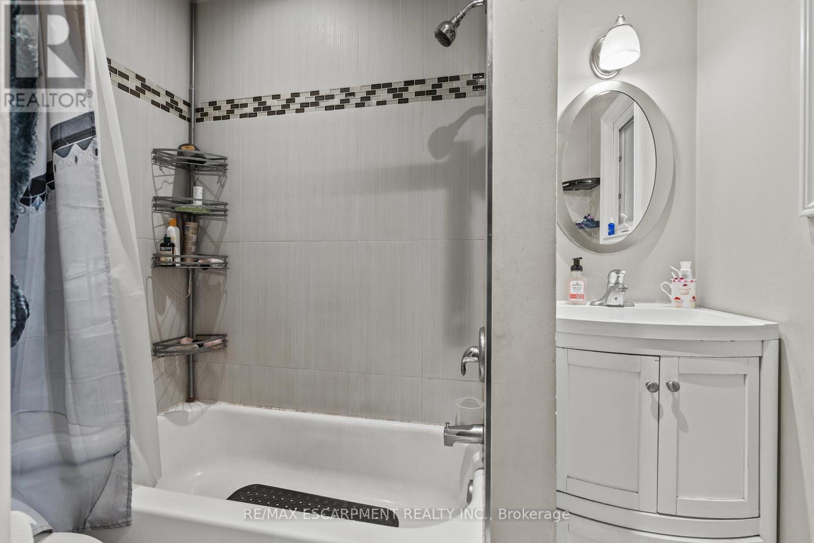 181 West Avenue, Hamilton, Ontario  L8L 5C7 - Photo 31 - X12379415