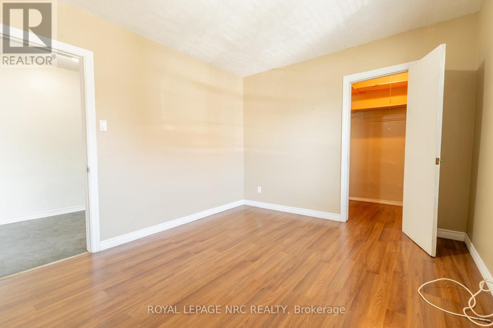 732-734 Steele Street, Port Colborne, Ontario  L3K 4Z2 - Photo 11 - X12379435