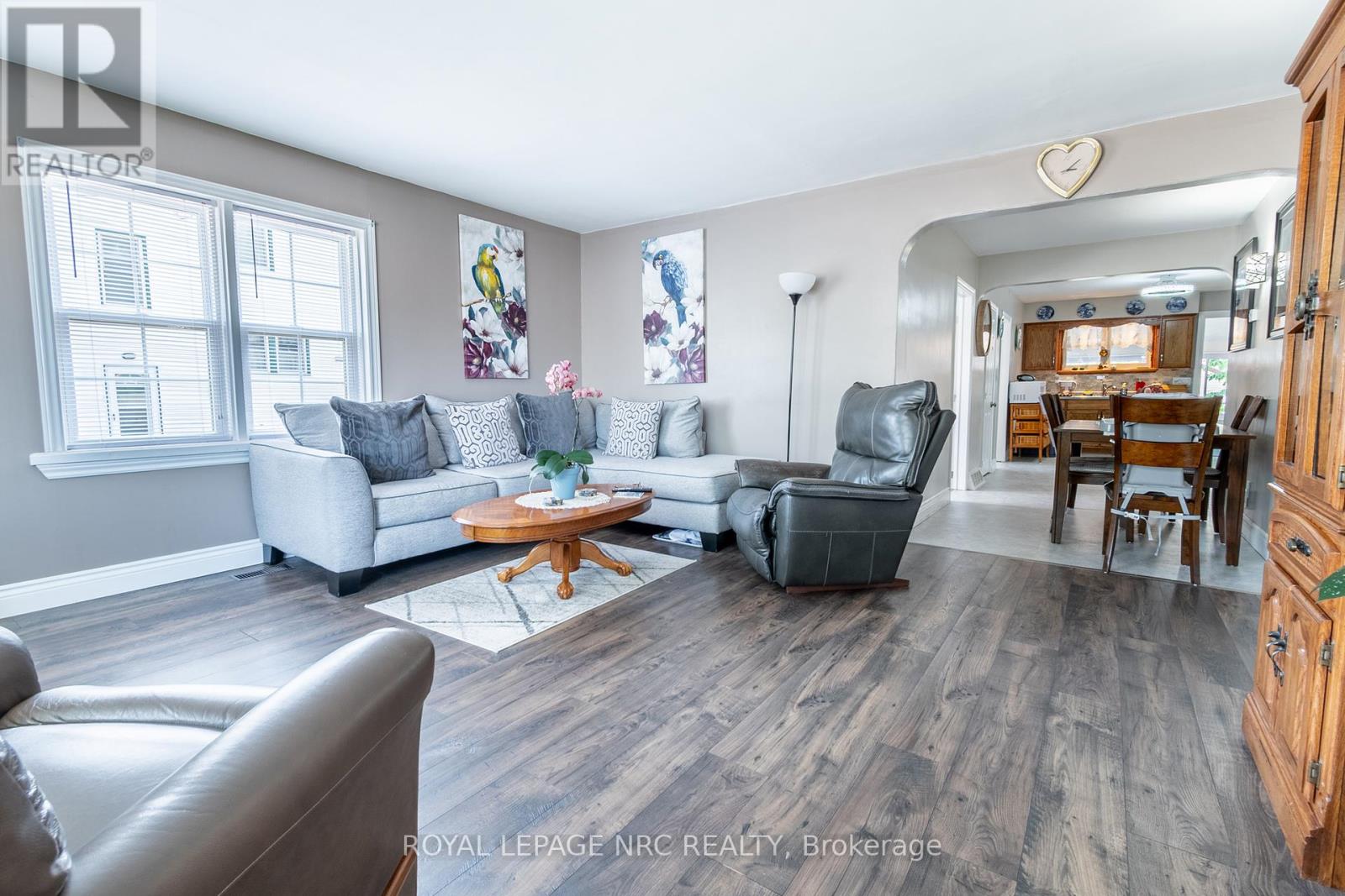732-734 Steele Street, Port Colborne, Ontario  L3K 4Z2 - Photo 20 - X12379435