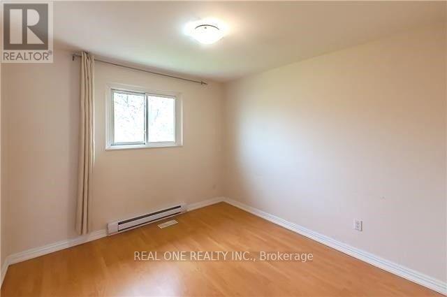 Upper - 27 Tuscarora Drive, Toronto, Ontario  M2H 2K4 - Photo 7 - C12379439