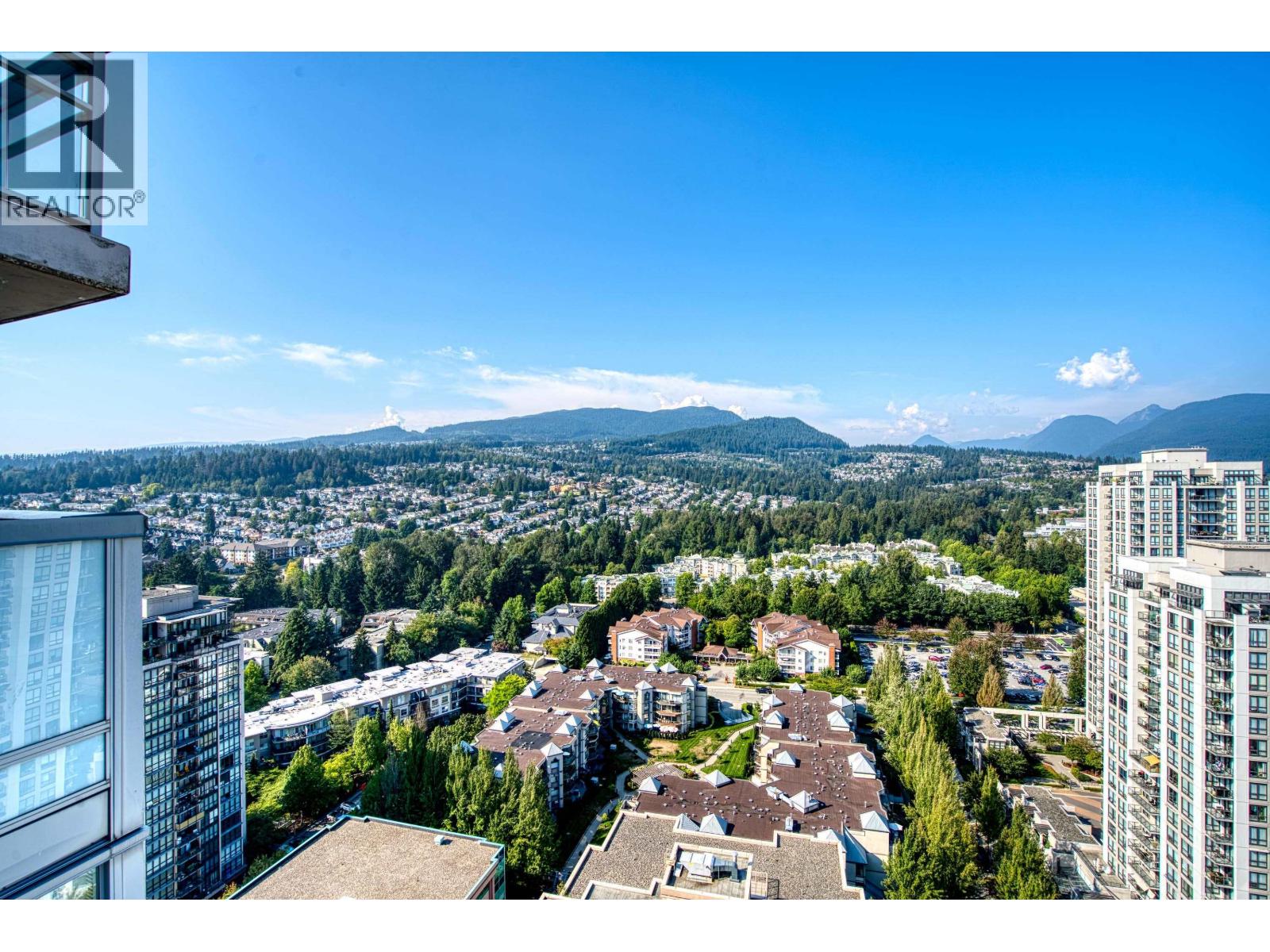 3104 2978 Glen Drive, Coquitlam, British Columbia  V3B 0C3 - Photo 2 - R3043500