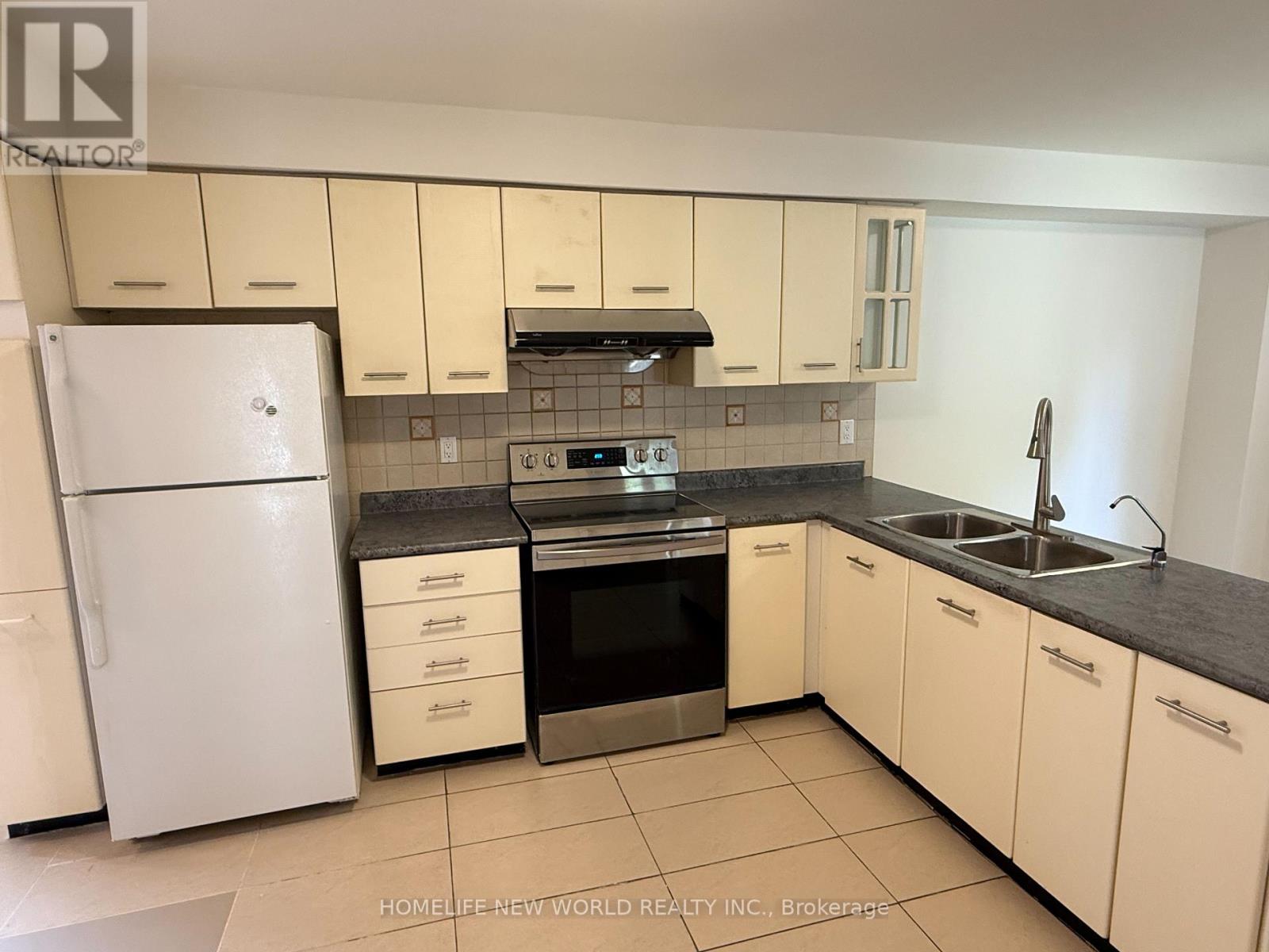 106 Morrison Crescent, Markham, Ontario  L3R 9K8 - Photo 9 - N12379438